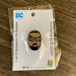 SDCC Exclusive DC Pin
